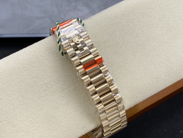 激安ロレックス着用イメージ